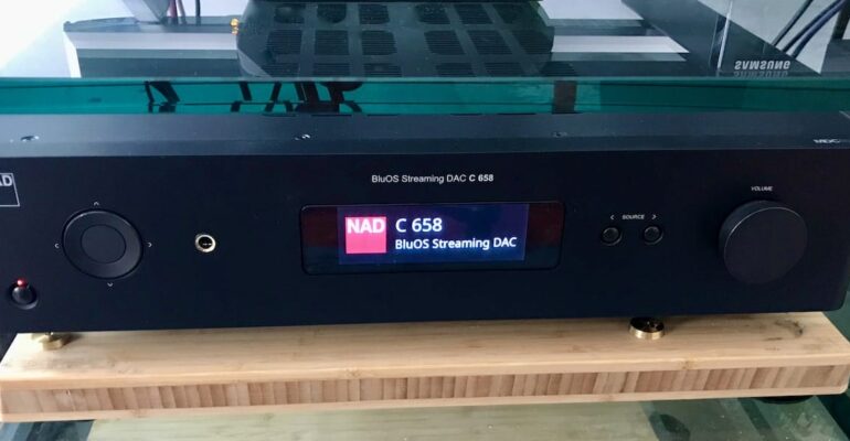 NAD Vorverstärker-Streamer - DAC
