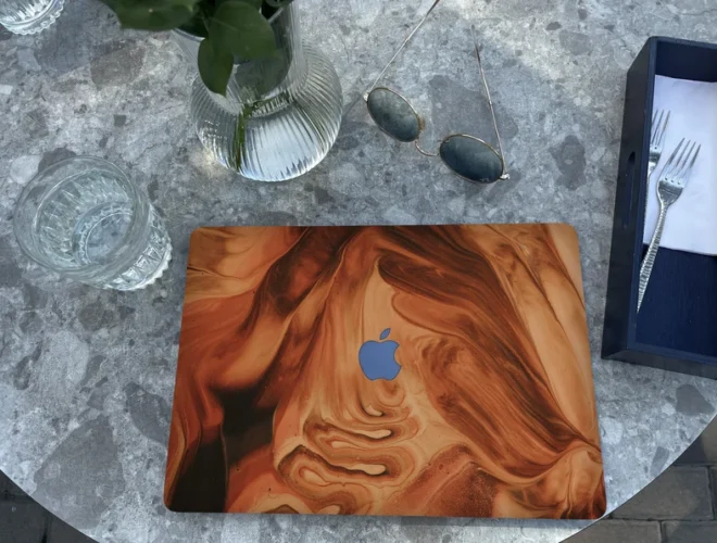 Macbook Hülle im Holzdesign von MonkeyCase ETSY