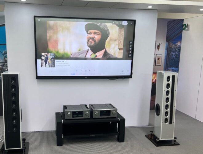 T+A mit großem Display , aber klanglich noch Verbesserungsfeld