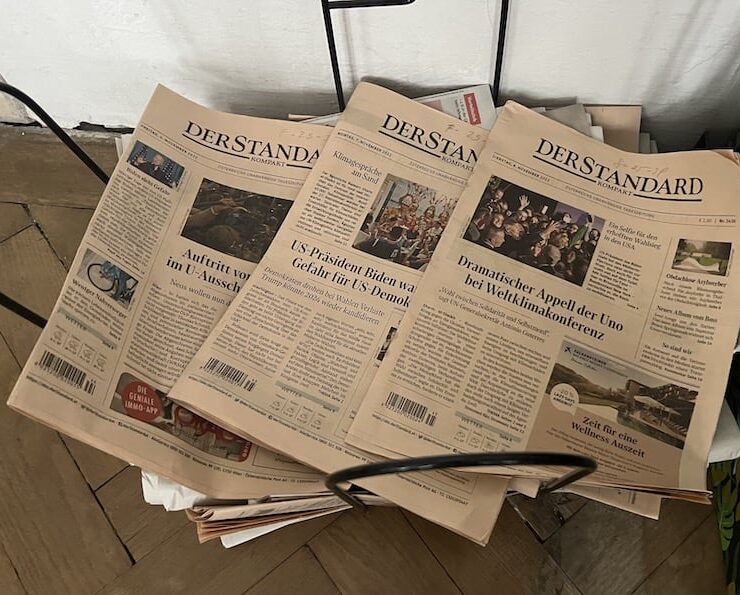 Kompakt-Standard im Papierkorb
