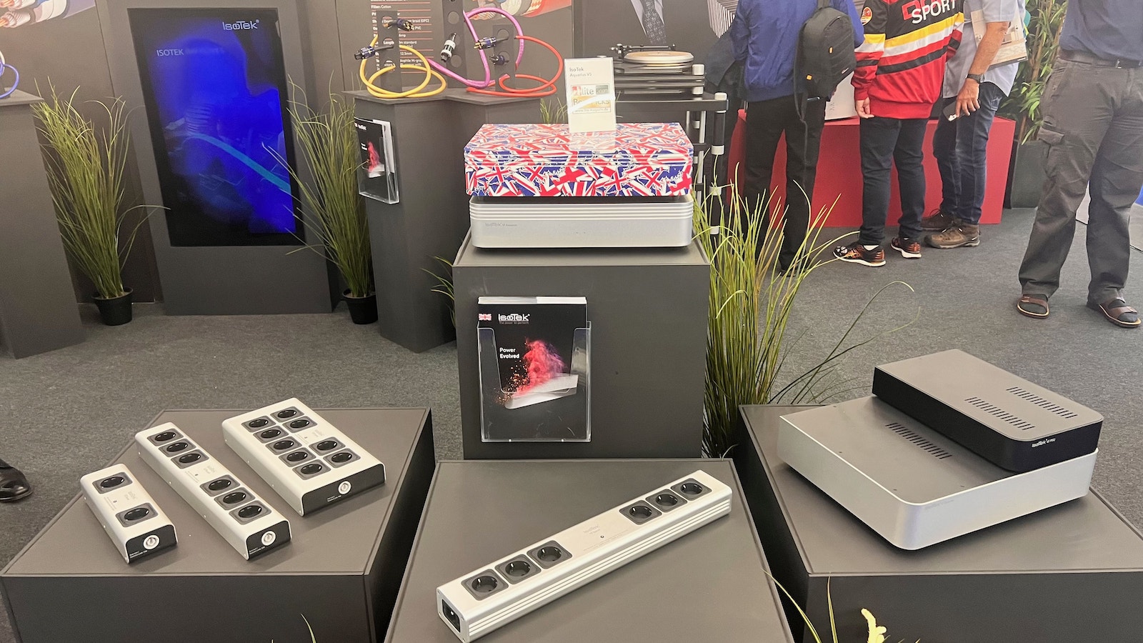 Isotek mit britischem Design