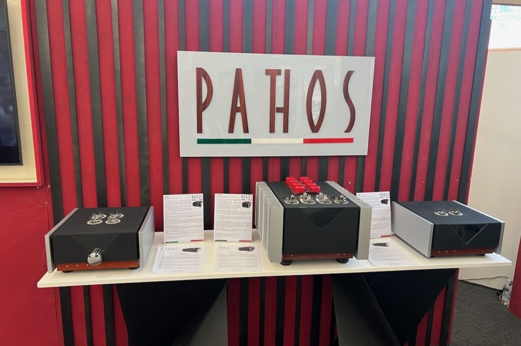 Man kann sich auch gleich Pathos nennen