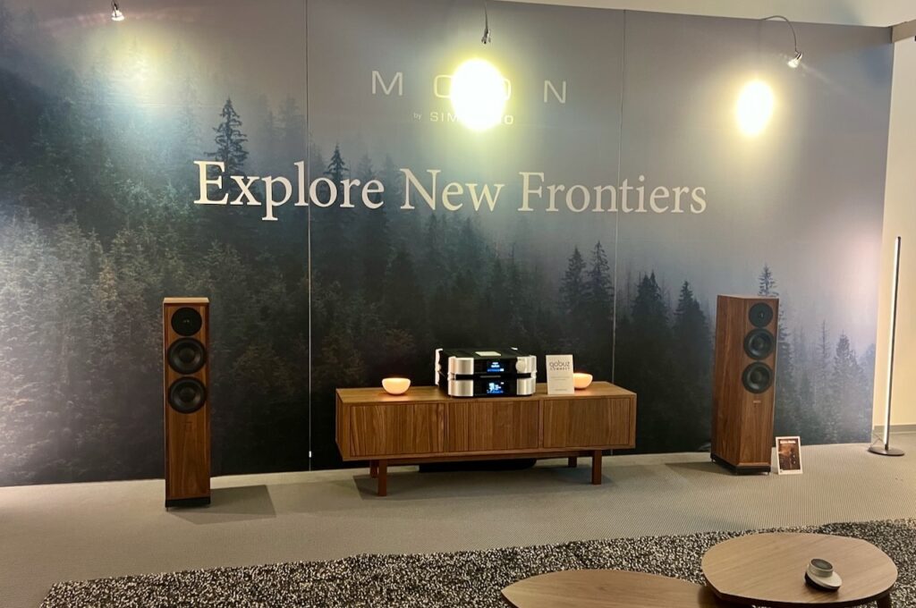 Traditionsgemäß unfassbar gut - Moon Audio mit neuem Inegriertem Verstärker A/B
