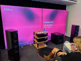 Der neue Subwoofer von DALI hier mit den Rubikons zu Gange.