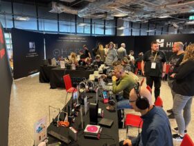 Noch ein paar andere Headphones gefällig? Kein Problem in Warschau.