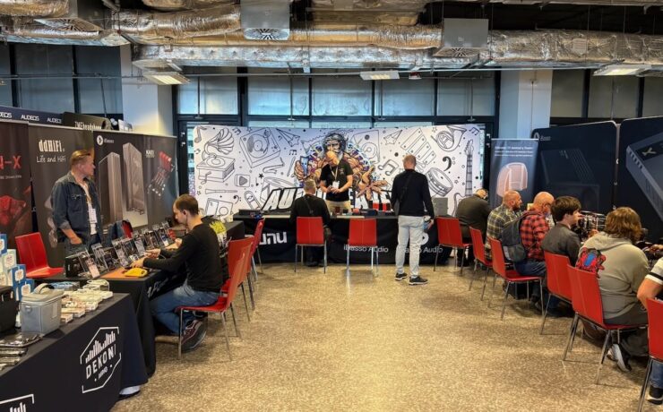 Wer will noch mal, wer hat noch nicht Kopfhörer gehört.