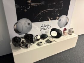 Ganz schön komplex innen - die Lautsprecher von Devialet.