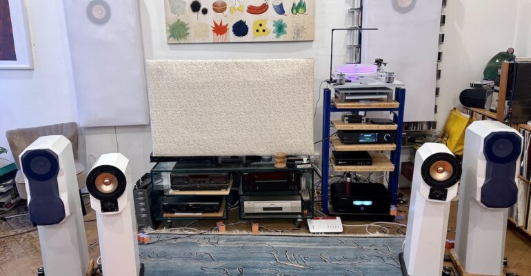 AV und Stereo-Anlage glücklich vereint